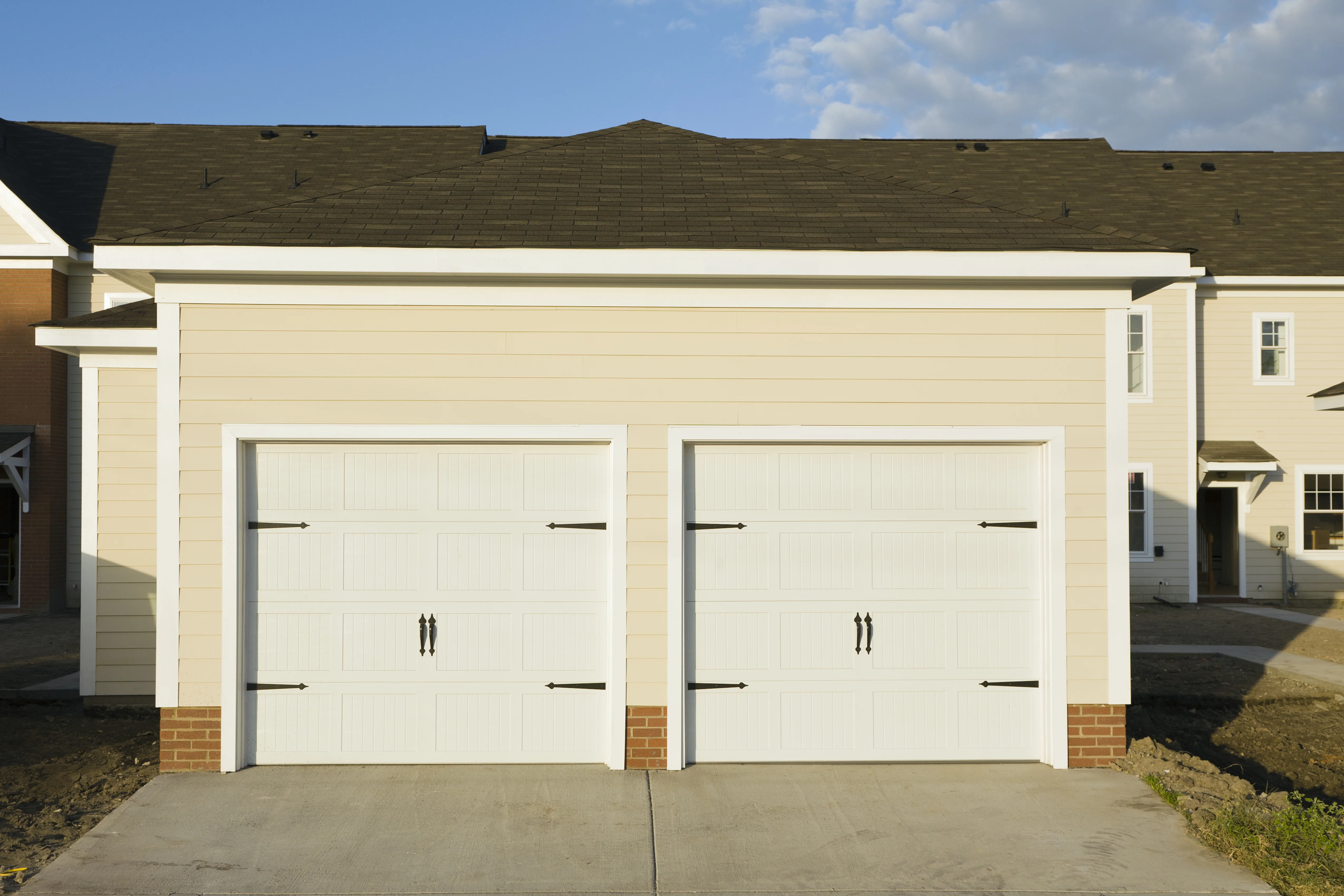Professional Garage Door Replacement in Terrell, TX and DFW Area